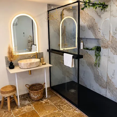 Apartament Avec Jacuzzi Dolce Notte Rochegude (Drome)